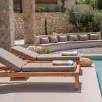 Lithos Art فندق
