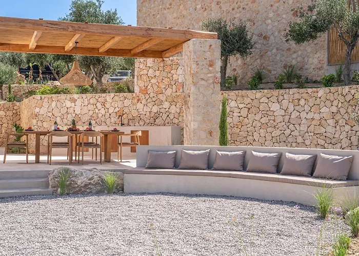 Lithos Art Otel Svoronata